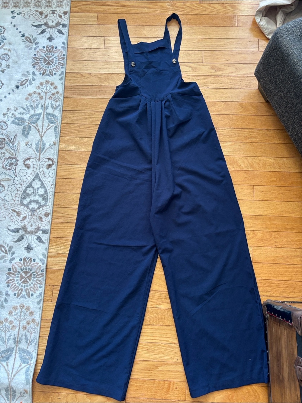 Navy Wide-Leg overalls with pleats in front